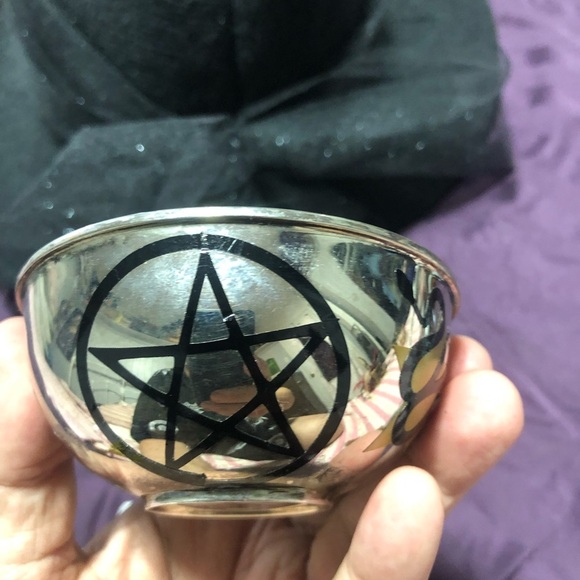 Silver Bowl with Pentagram Design - Picture 4 of 7
